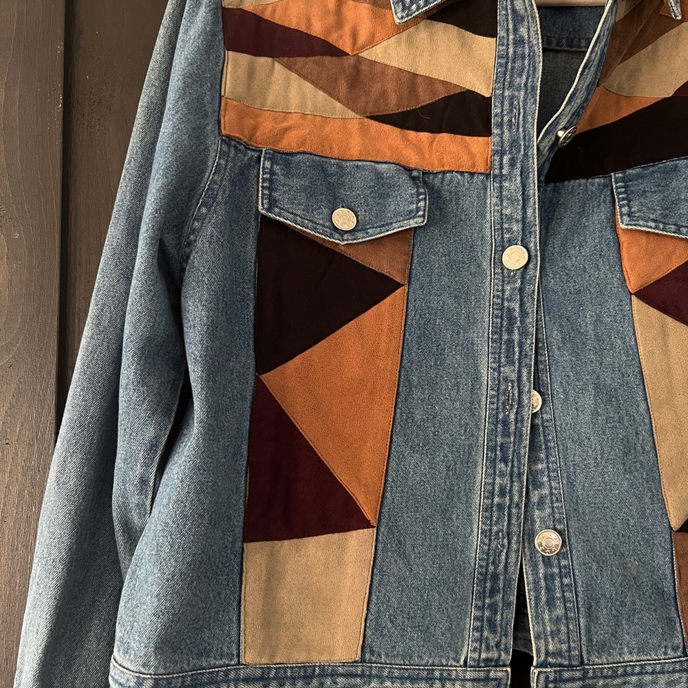 Vintage patchwork denim jacket - image 3